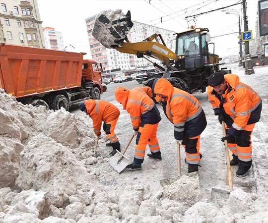Уборка снега в Шадринске и  Курганской области