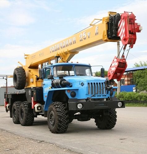Возможности короткобазных кранов в Шадринске